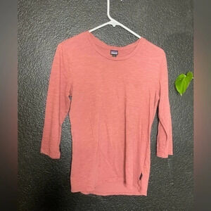 #102 Patagonia size small women’s b13